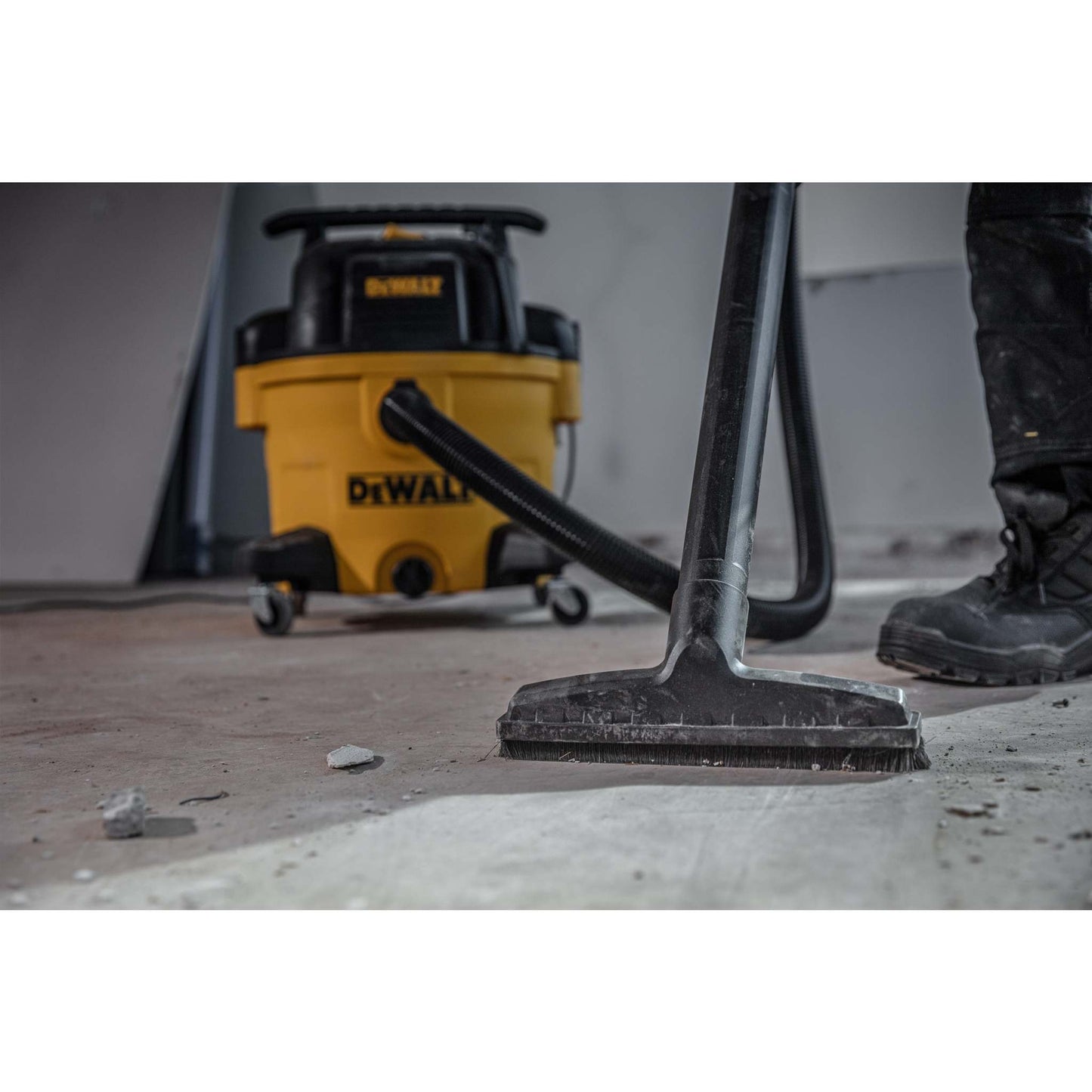 9 GALLON WET/DRY HEAVY-DUTY SHOP VACUUM