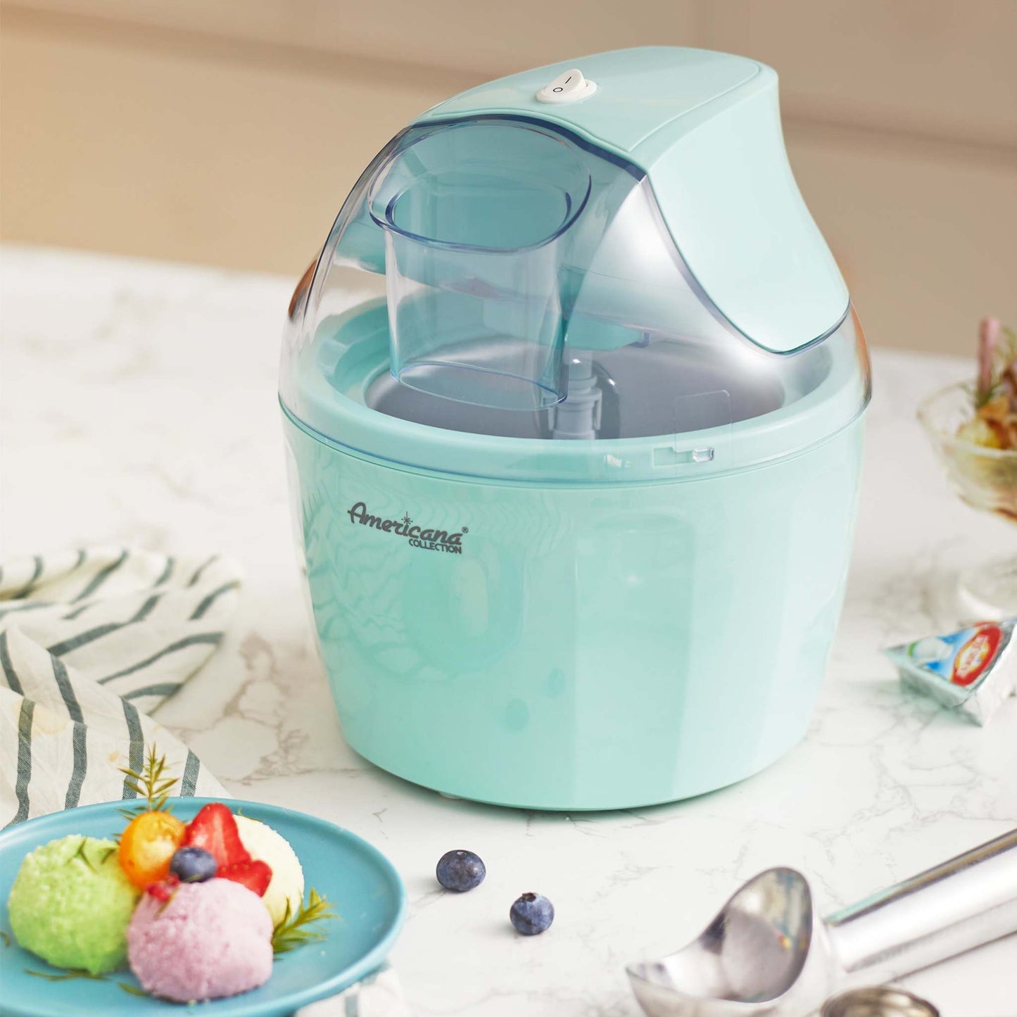 AMERICANA 1.5QT PERSONAL ICE CREAM MAKER