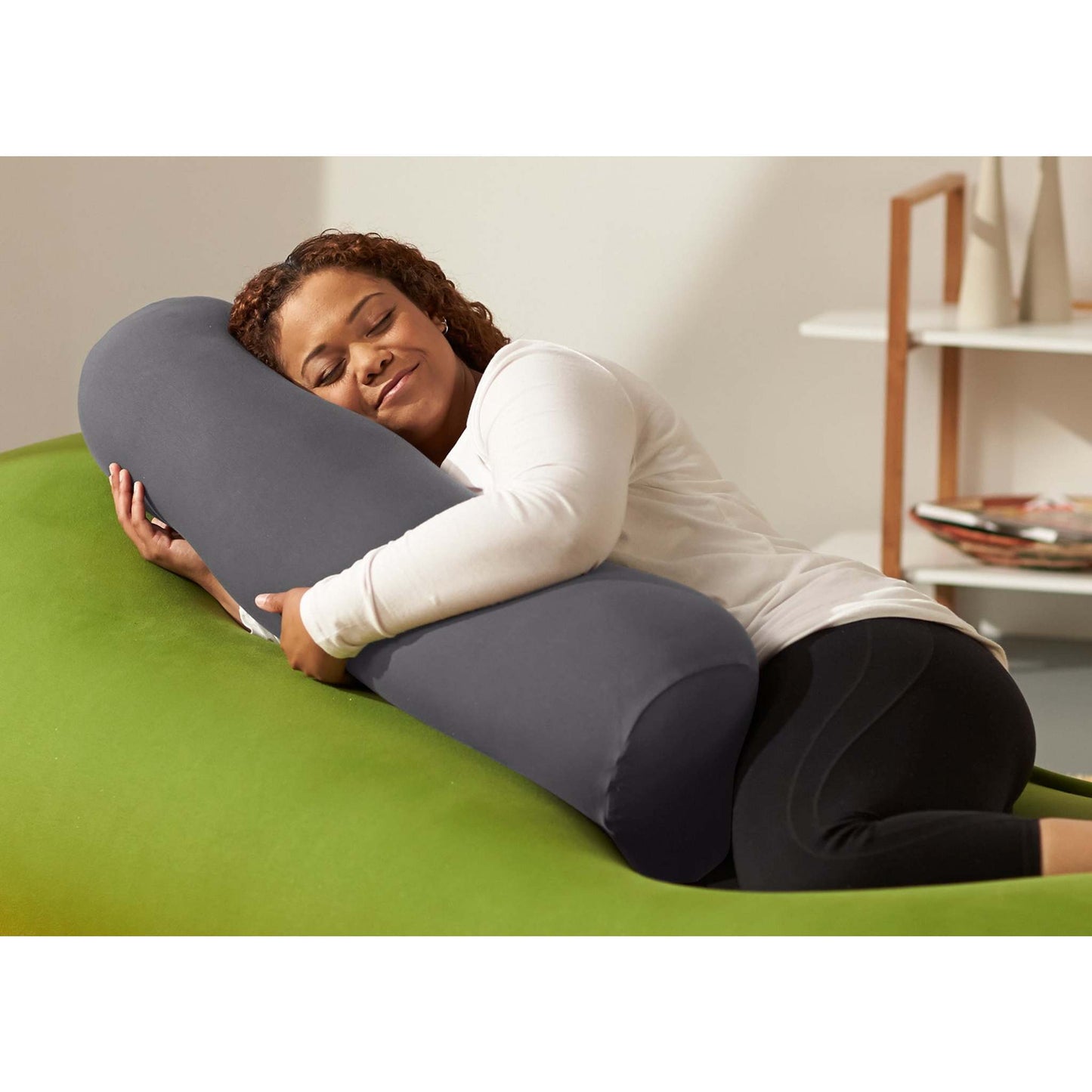 BUDDY ROLL PORTABLE BODY PILLOW W/ COVER