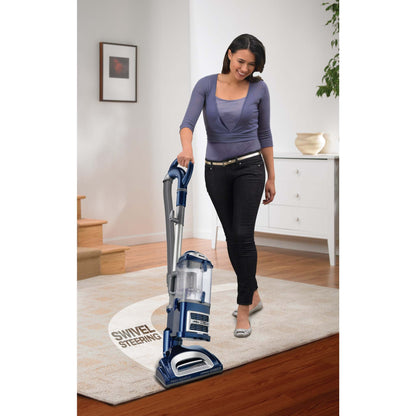 NAVIGATOR LIFT-AWAY DELUXE PROFESSIONAL BAGLESS VACUUM